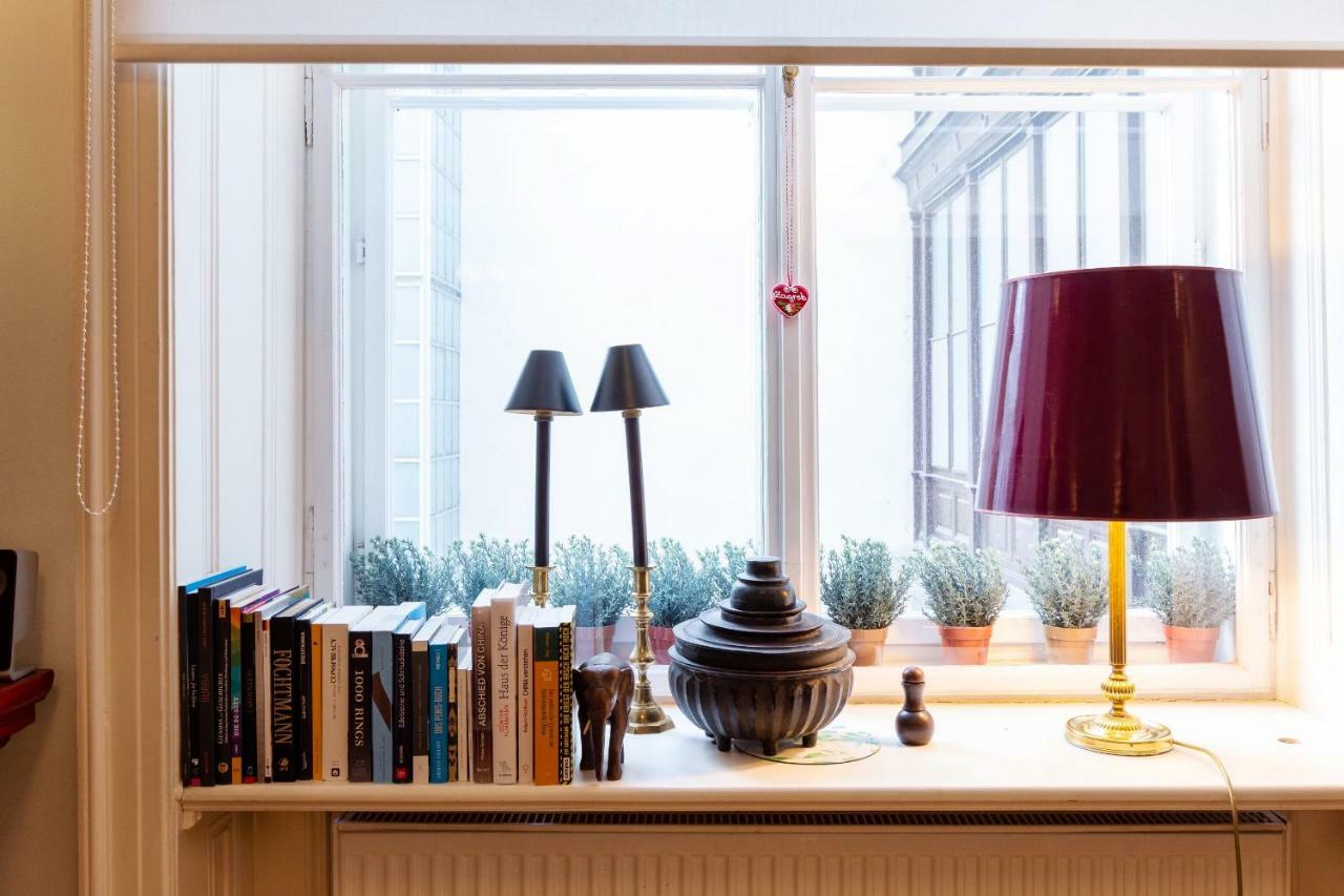 Apartment Schottenring Vienna Esterno foto